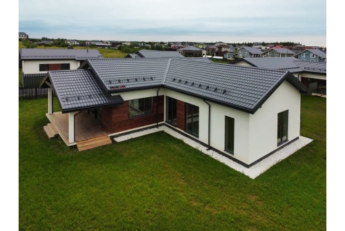 Желоб полукруглый Grand Line ПЭ 125мм 3м RAL 7024 мокрый асфальт