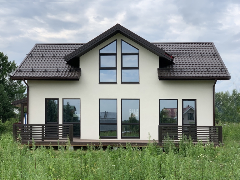 Фото элементов безопасности кровли в цвете RR 32 темно-коричневый (близкий RAL 8019), цвет RR 32 - 2074