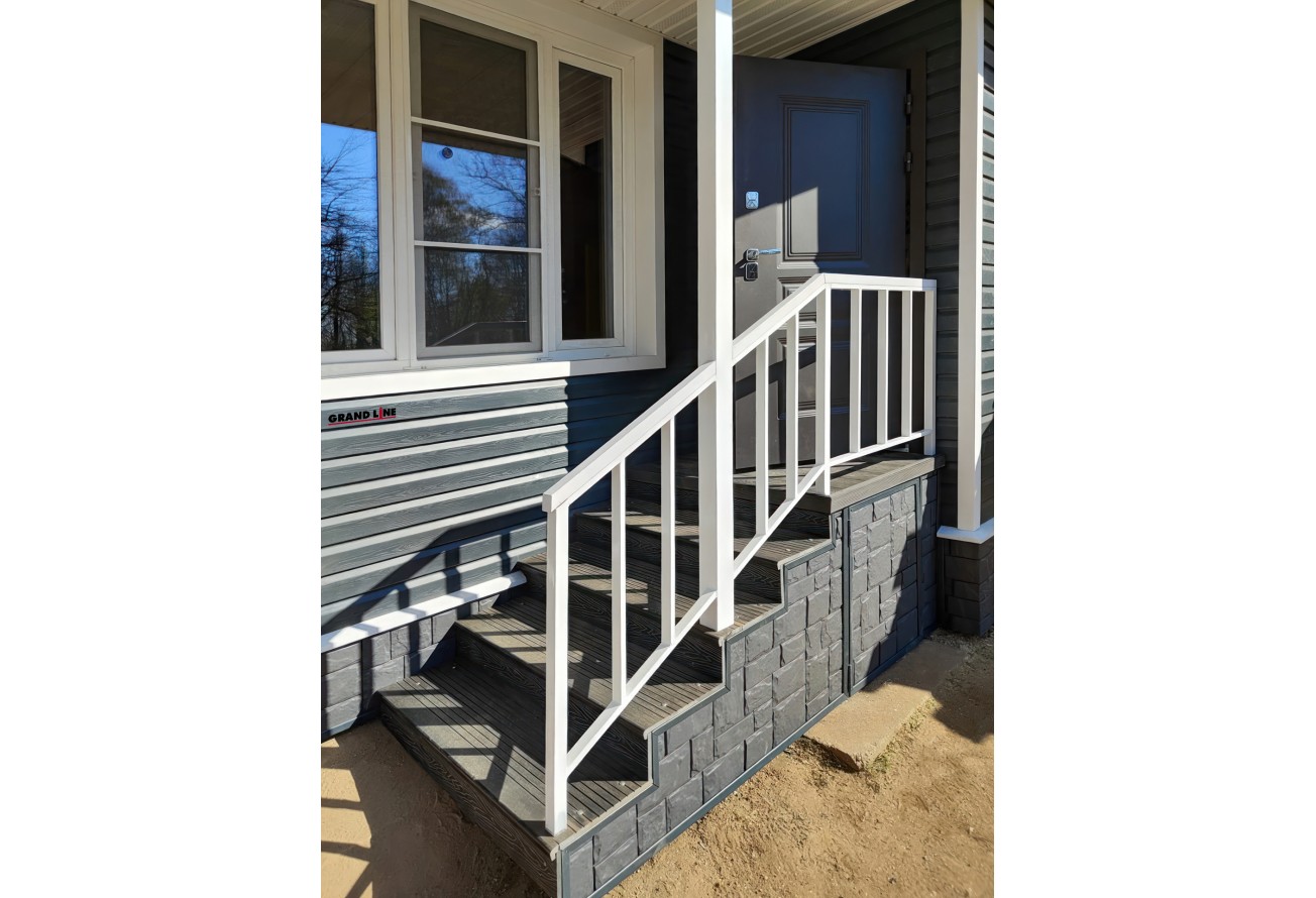 Фасадная панель Grand Line Крупный камень Классика графит