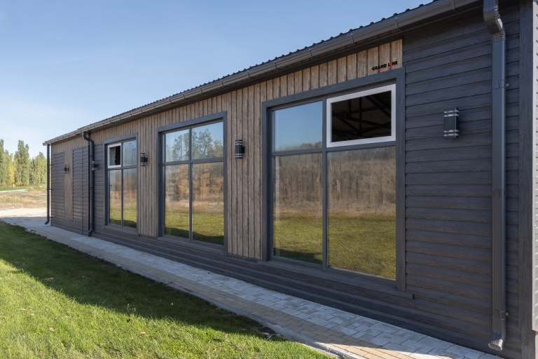 Фото домов с сайдингом , цвет Nordic Wood TwinColor - 2992