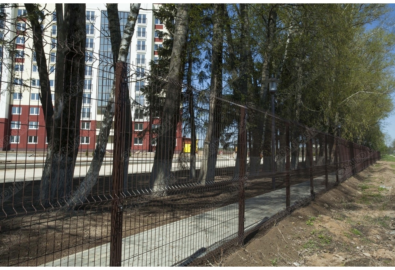 Панель Medium 2,03х2,5 RAL 8017 GL