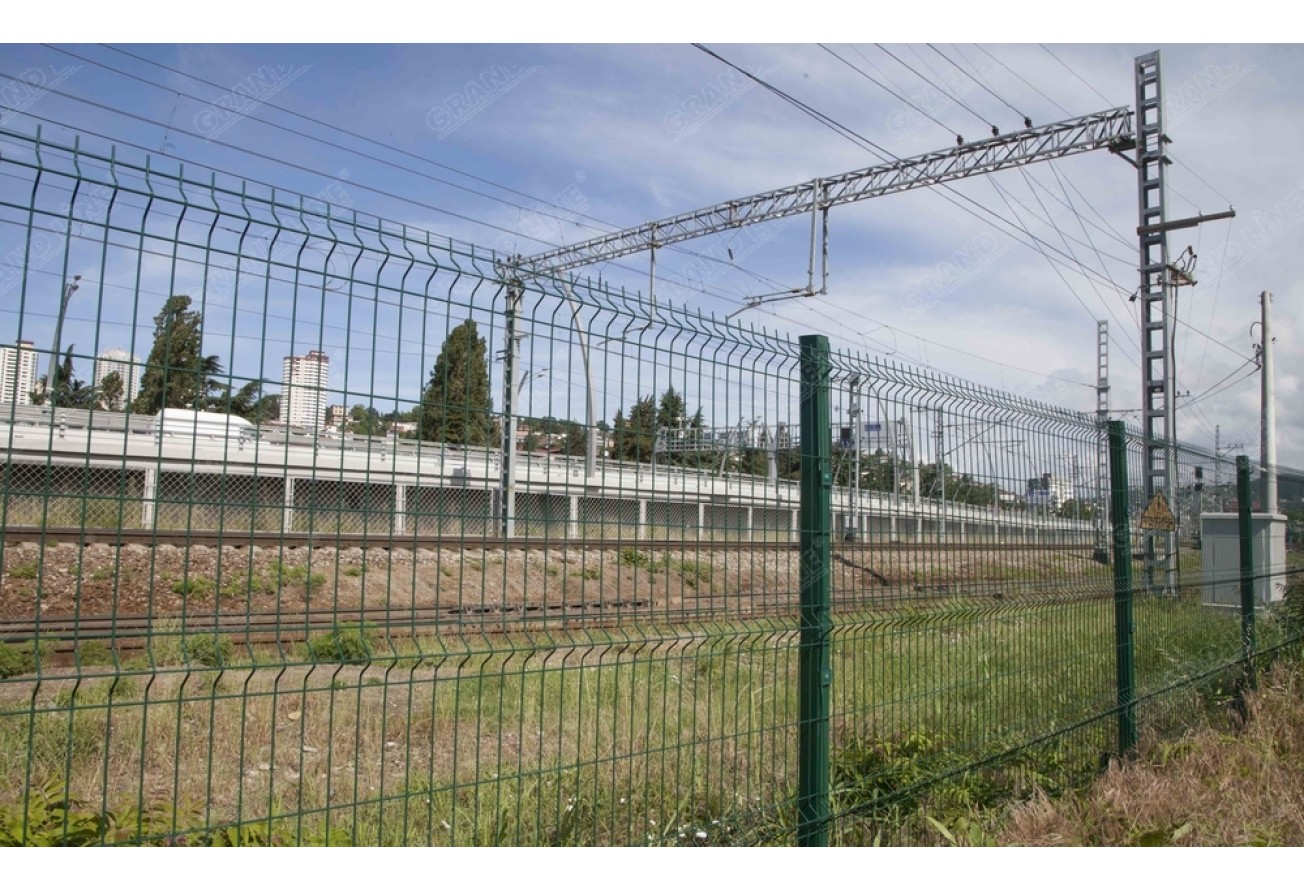 Панель Medium 0,63х2,5 RAL 6005 GL